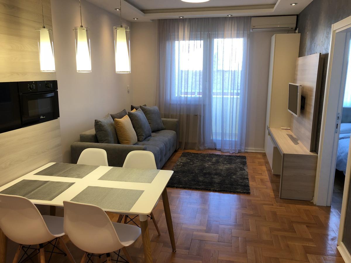 5 Stars Apartment With Free Garage Place 노비사드 외부 사진